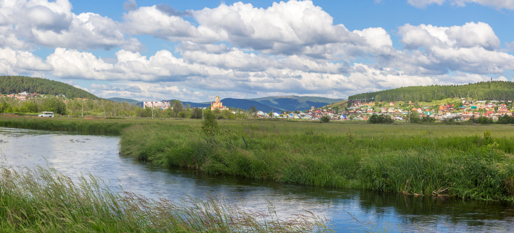 Летнее утро на реке Миасс. г. Миасс, Машгородок (панорама). Южный Урал Миасс Машгородок Природа Лето
