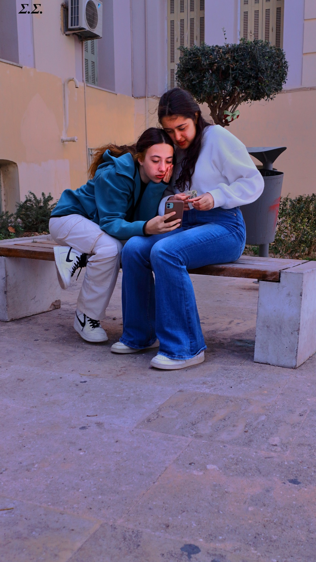 NETWORKED TEENS 
