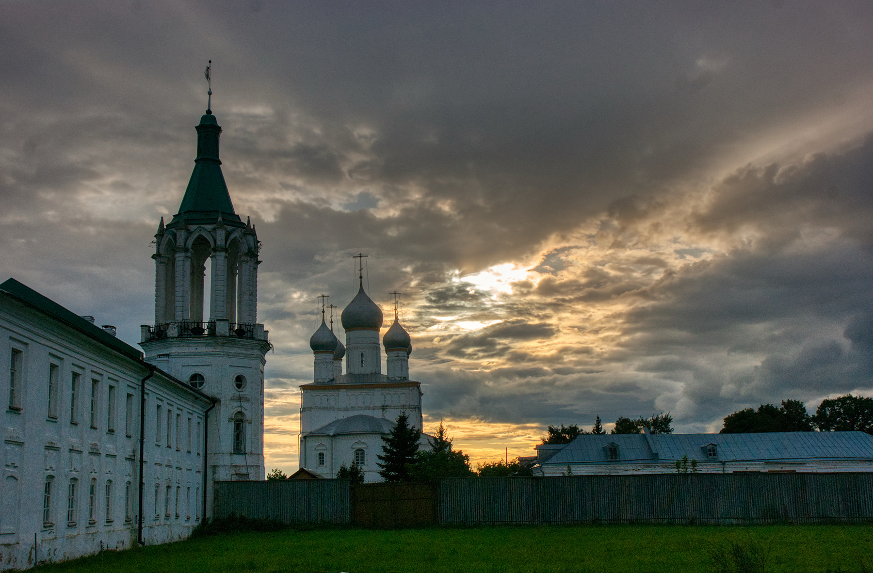 *** Ростов Великий Спасо-Яковлевский монастырь