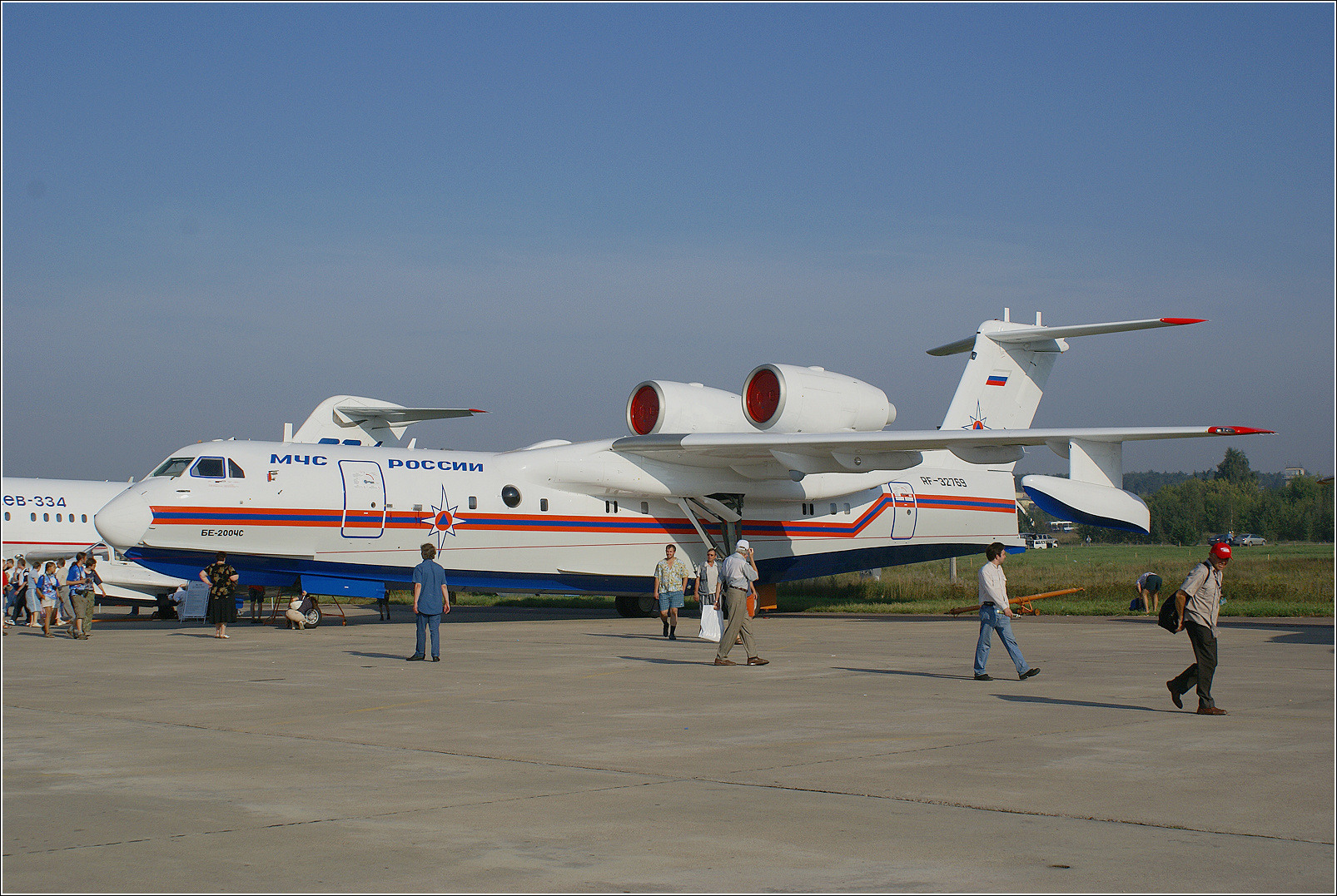 Бе-200 Бе-200 авиация самолет стоянка МАКС-2007 Жуковский
