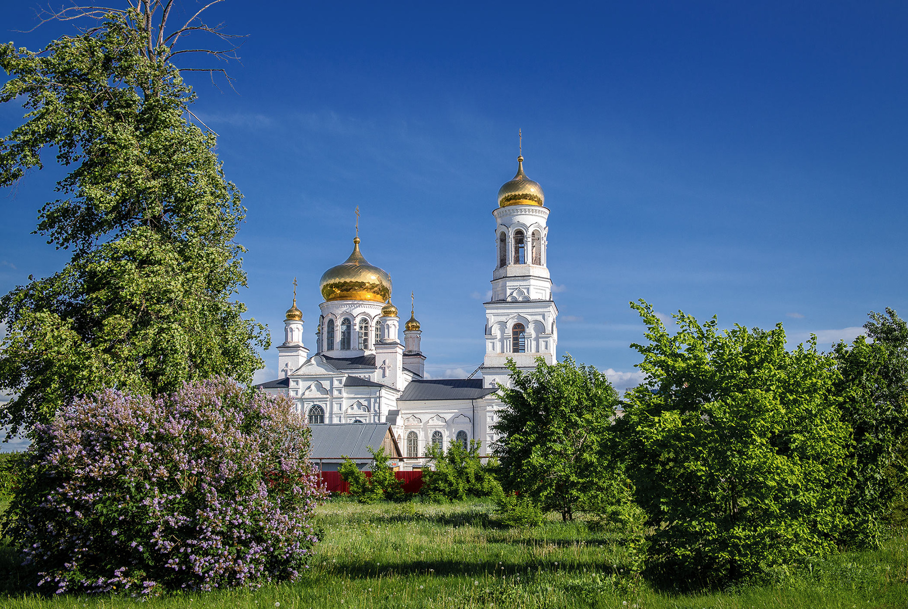 Храм... весна село храмы
