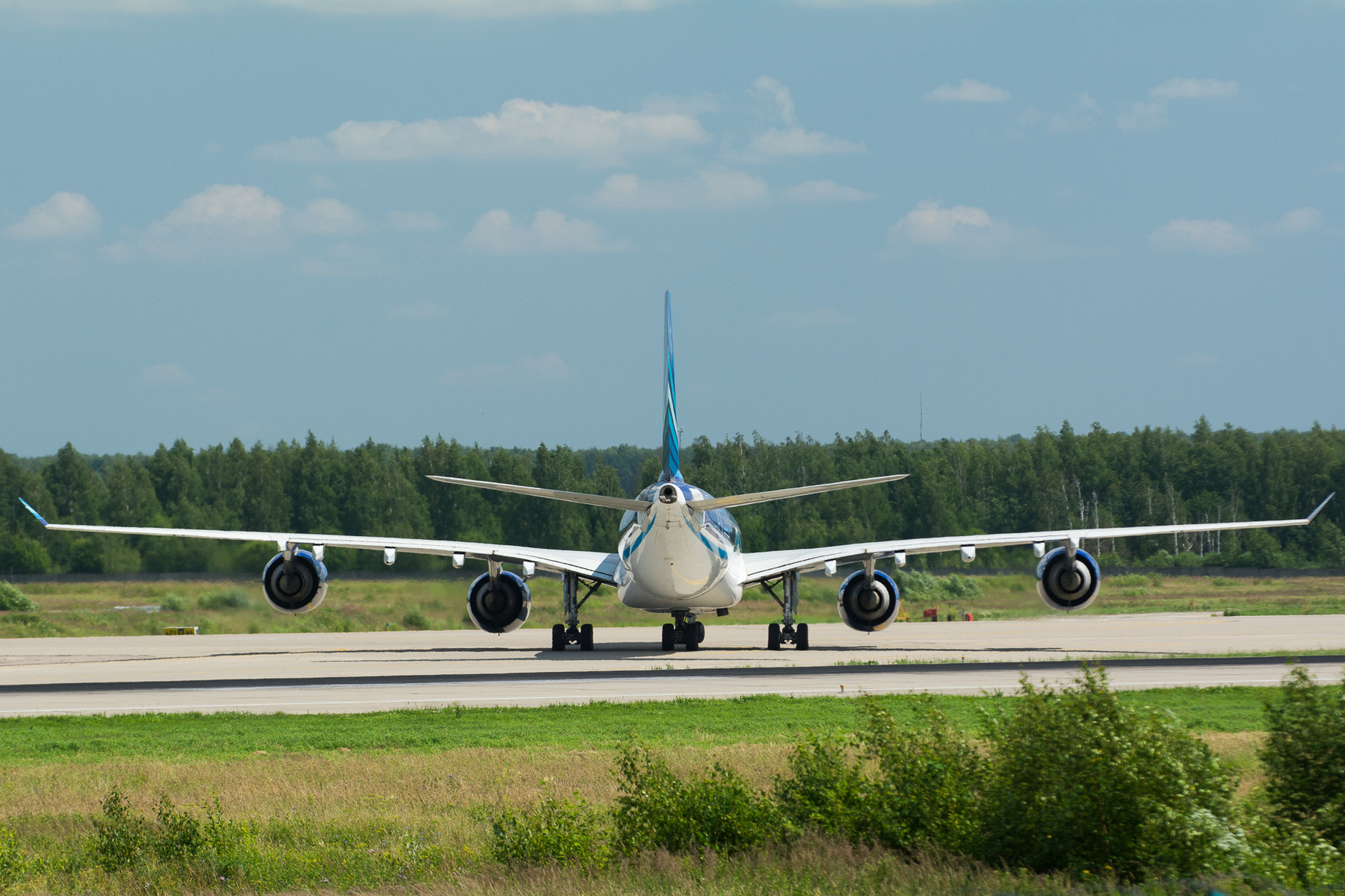 4K-AZ85 AZAL Azerbaijan Airlines Airbus A340-500 