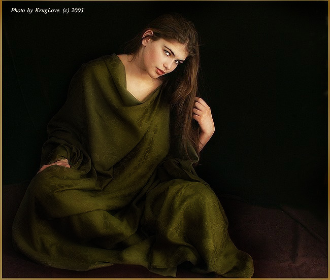 Lady in green штора