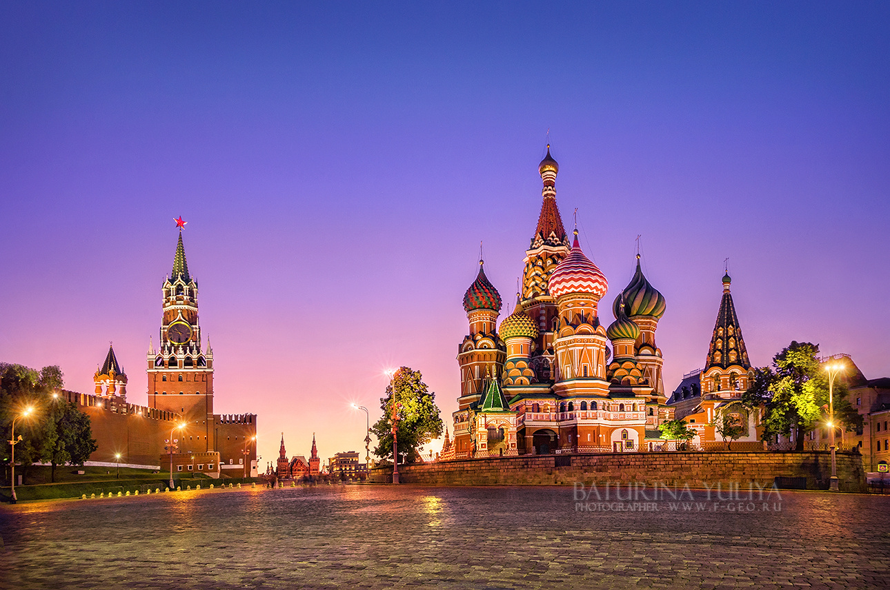 Васильевский спуск москва кремль вечер закат