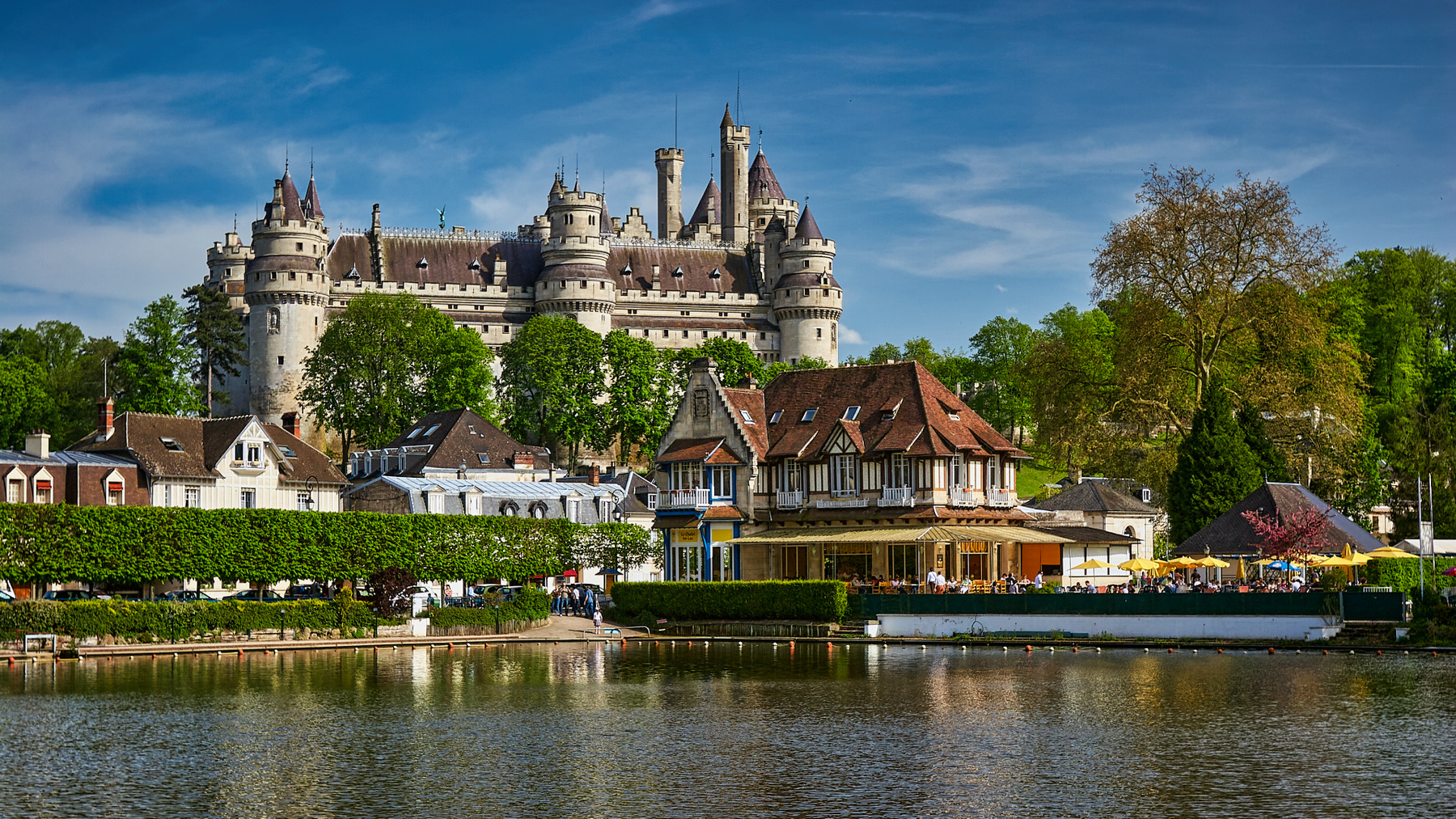 Пьерфон... Франция Замок Пьерфон Château de Pierrefonds
