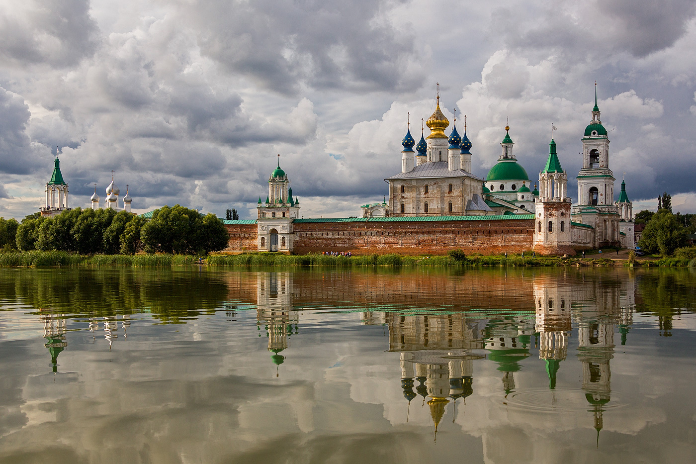 Спасо-Яковлевский Димитриев мужской монастырь монастырь отражение Неро