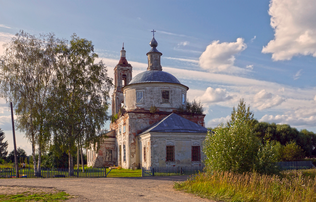 Про сильных духом село храм вера