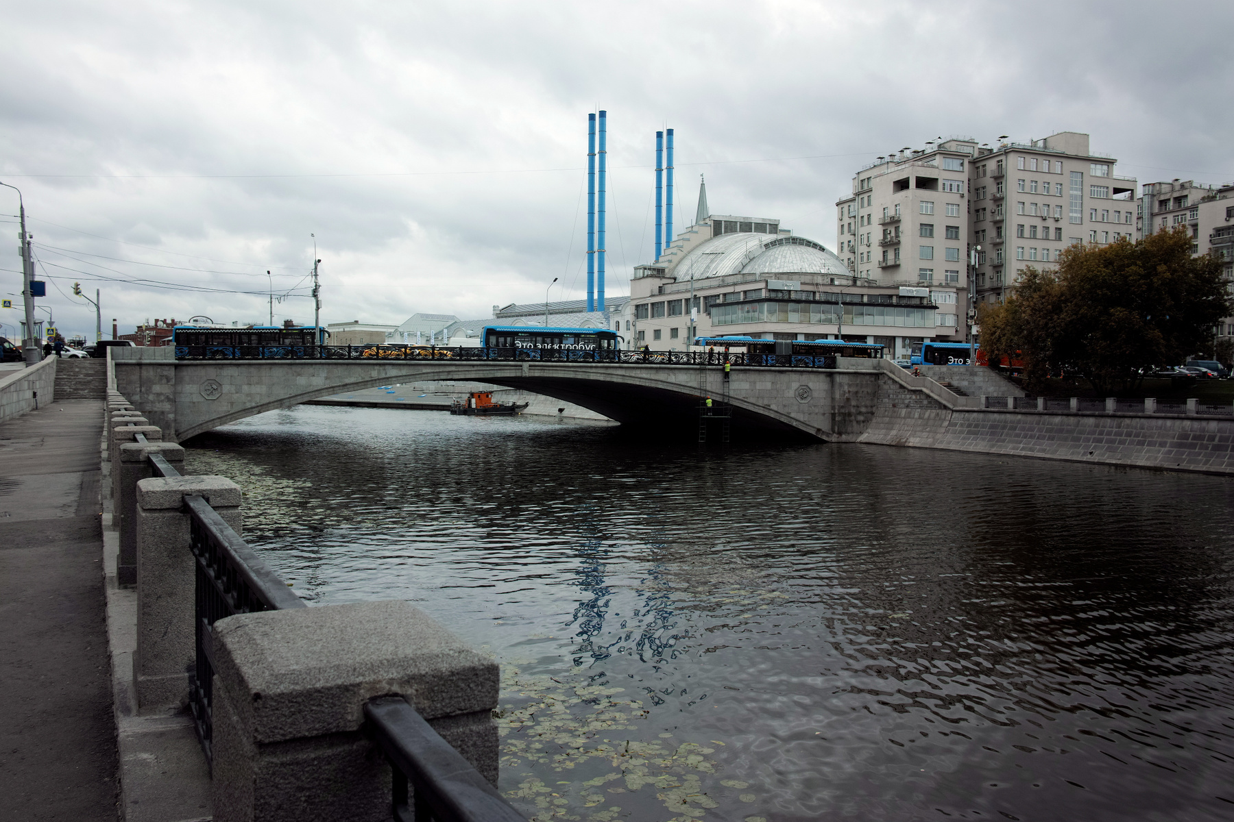Водоотводный канал город Москва канал Водоотводный мост Малый Каменный