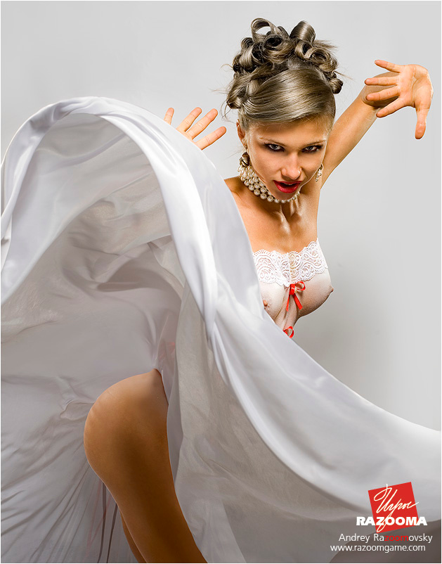 Silk Razoomovsky www.razoomgame.com Невеста