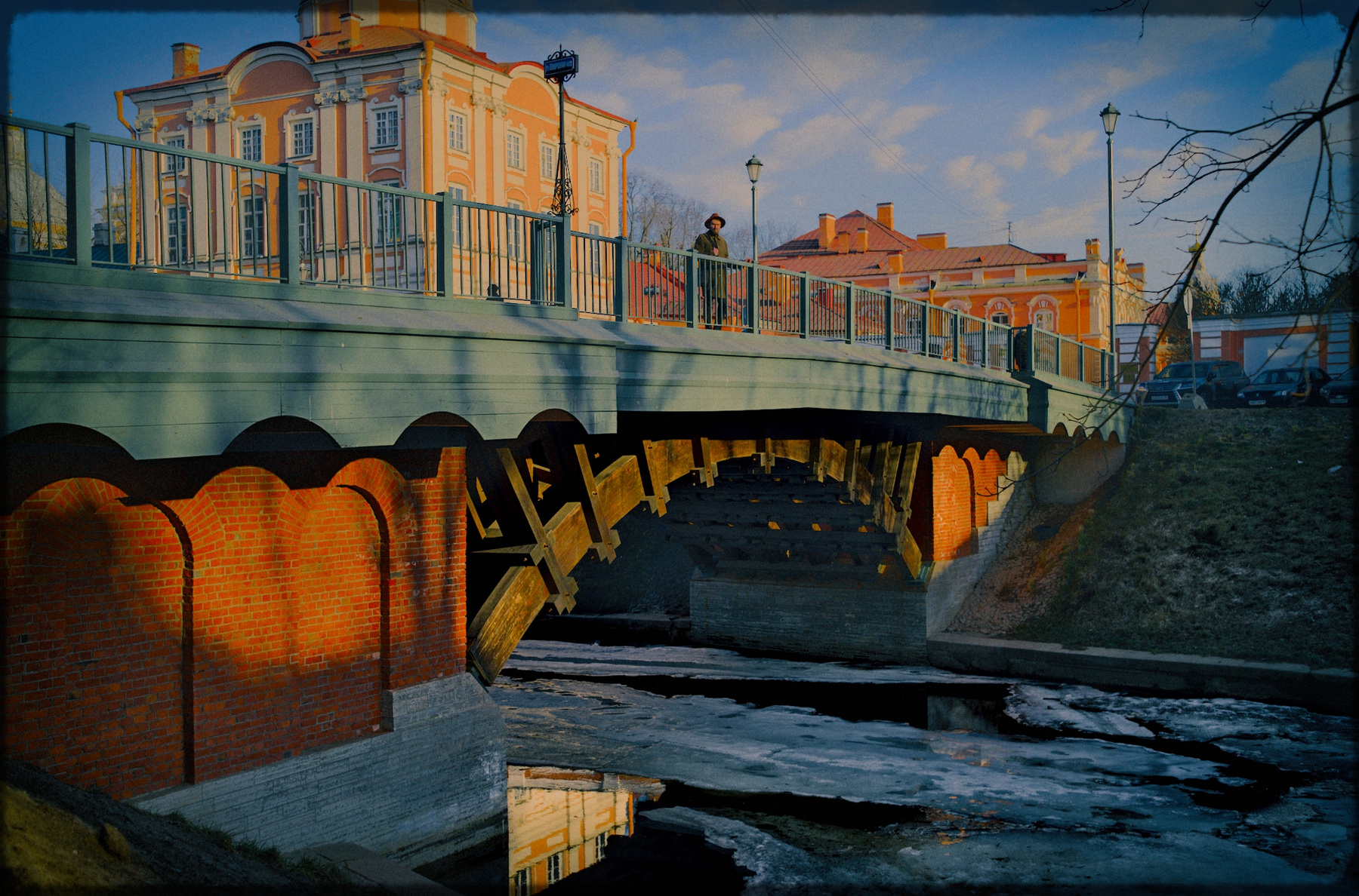 Митрополичий мост 