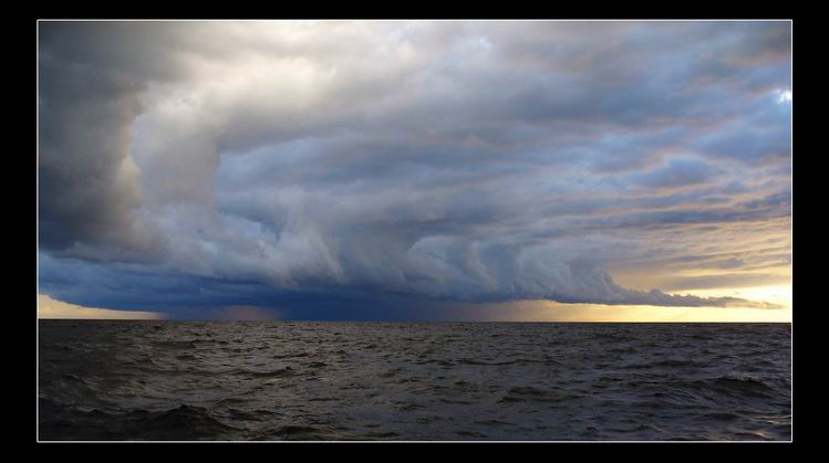 *** море, буря, гроза, облака