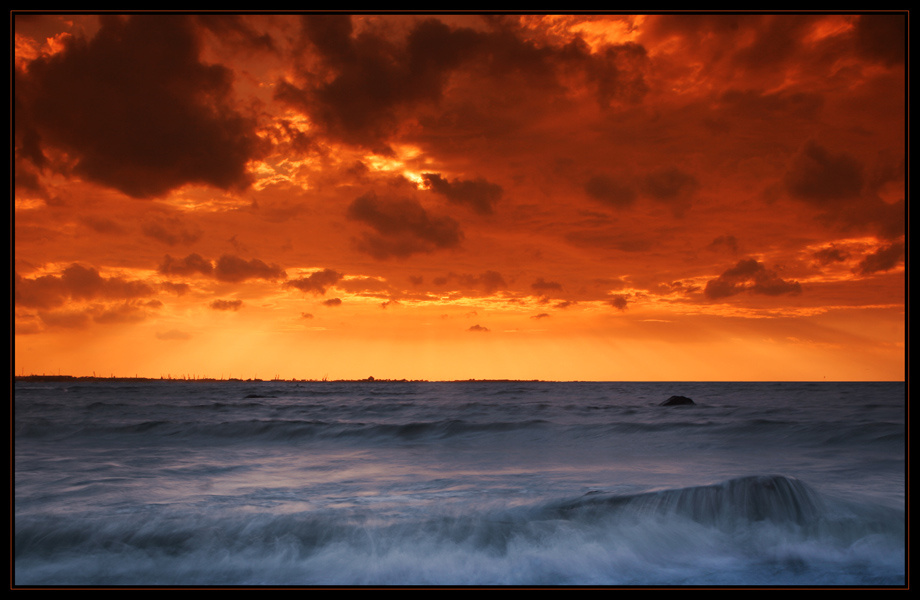 Hot SunSet & Cold Baltic Water! 