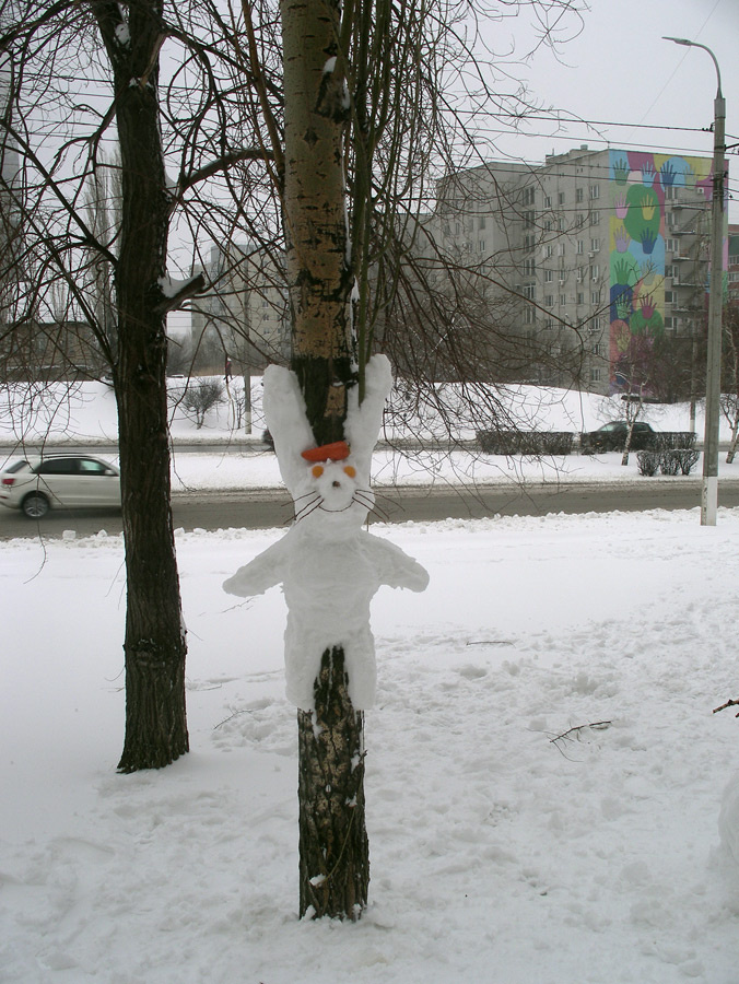 Падал прошлогодний снег 