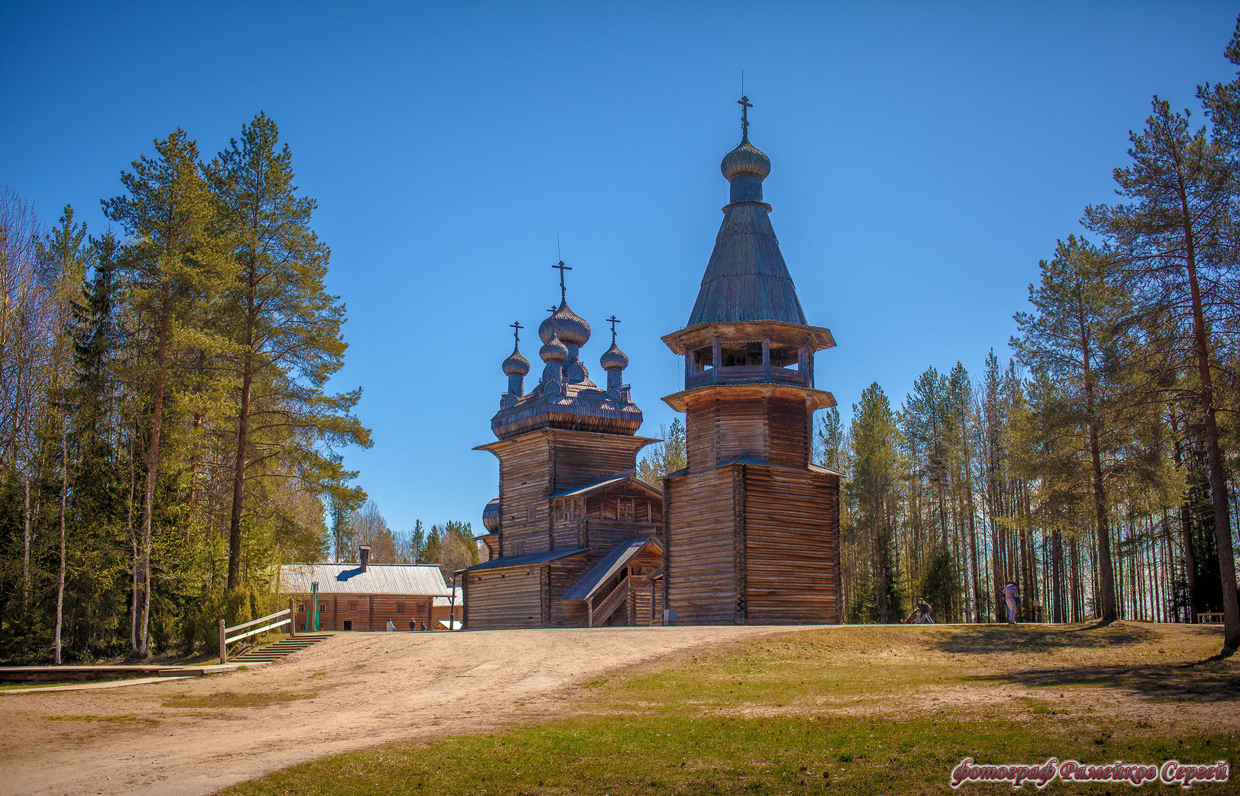 Малые Карелы 