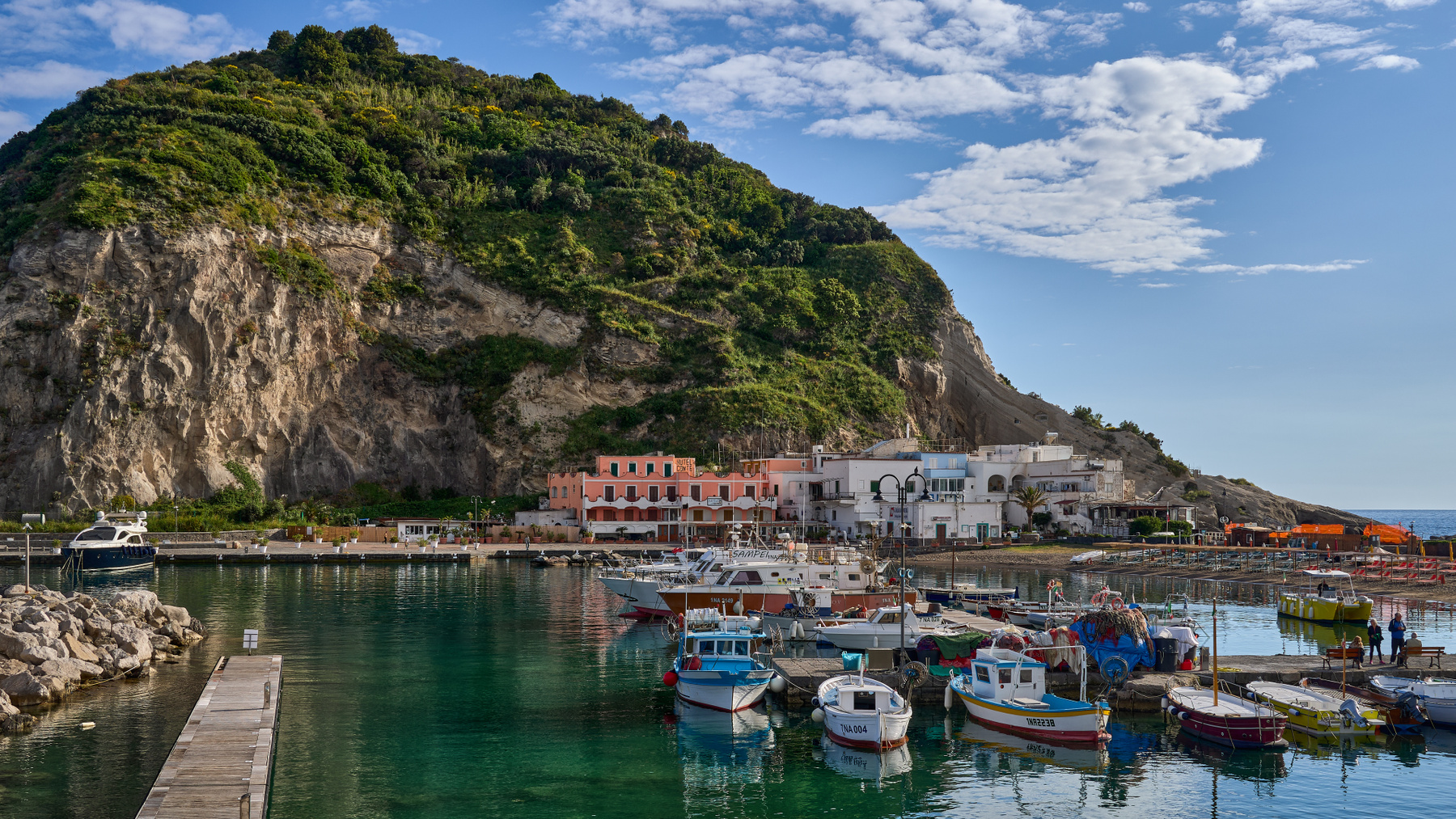 Porto di Sant’Angelo... Porto di Sant Angelo Порт Сант-Анджело