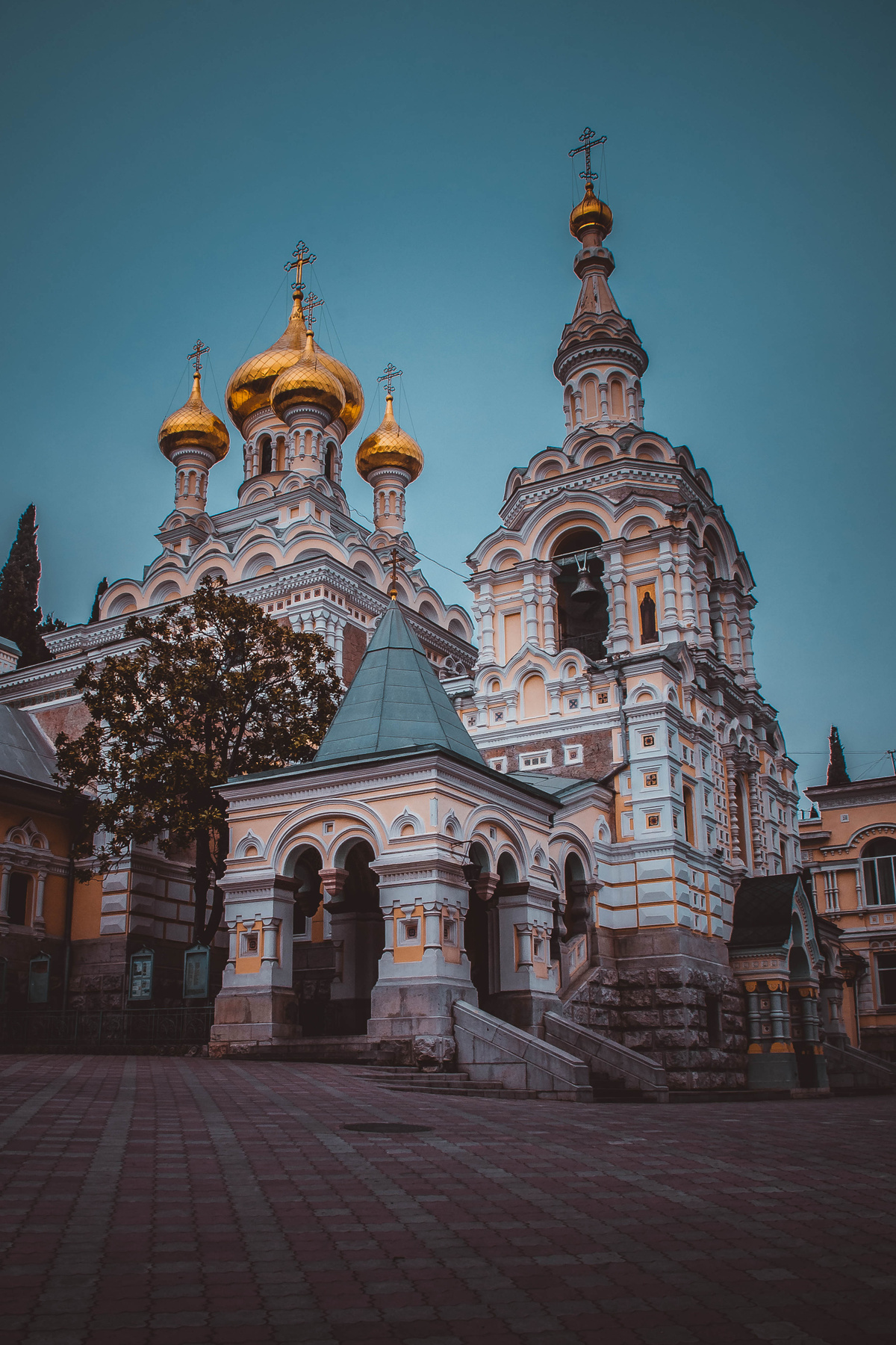 Храм Александра Невского, Ялта 