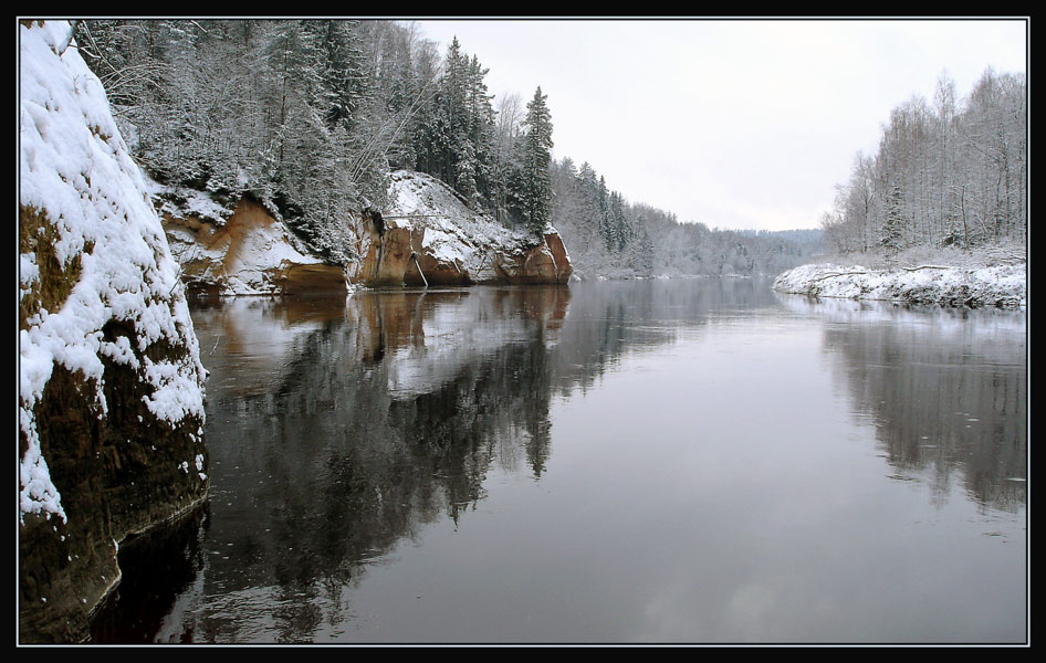 *** зима река скалы