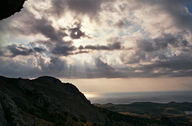 Солнечная море горы Крым