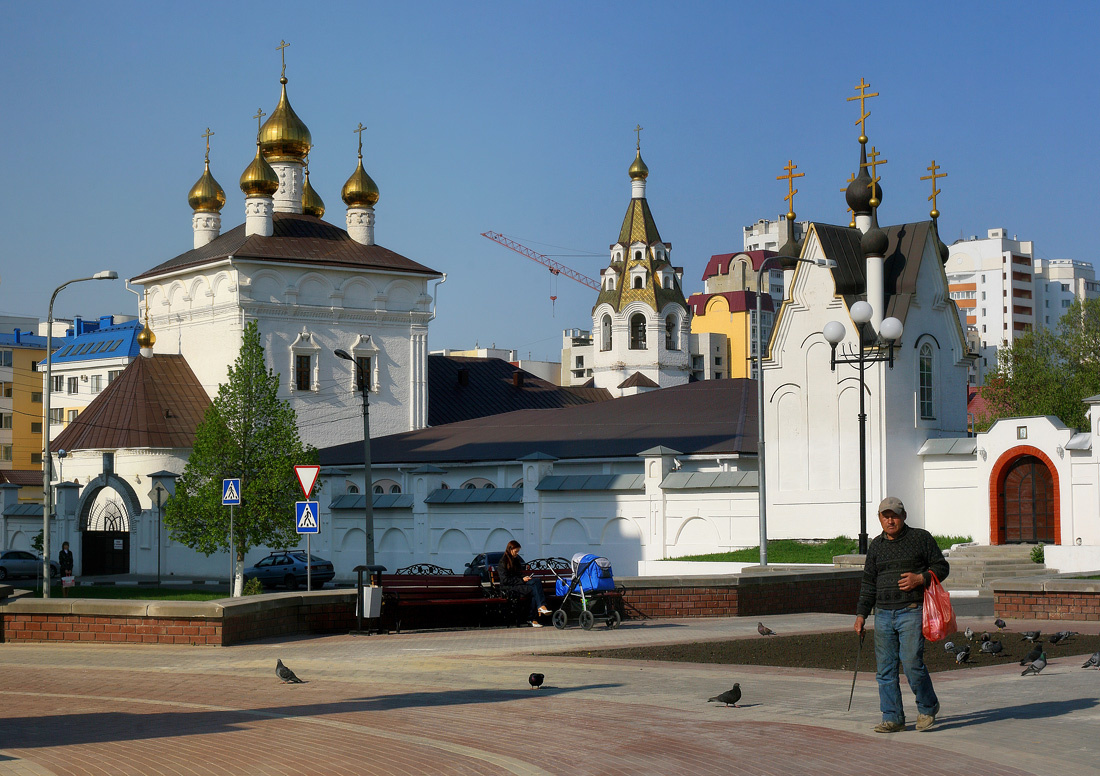 У Свято-Троицкого... 