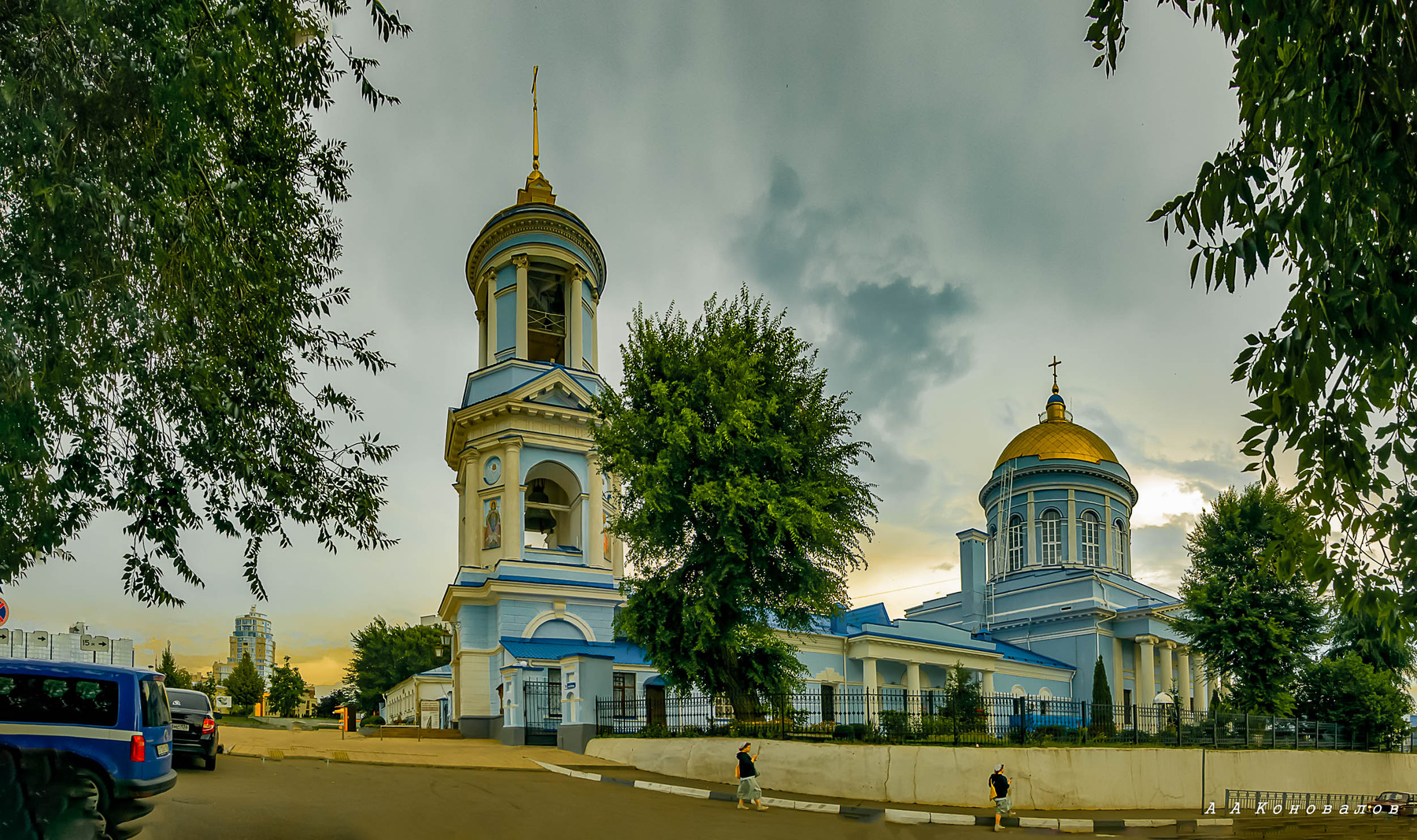 Покровский собор — православный храм в городе Воронеже. 