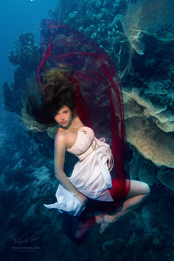 Underwater Dance. Fashion. underwater, reef, fashion, model