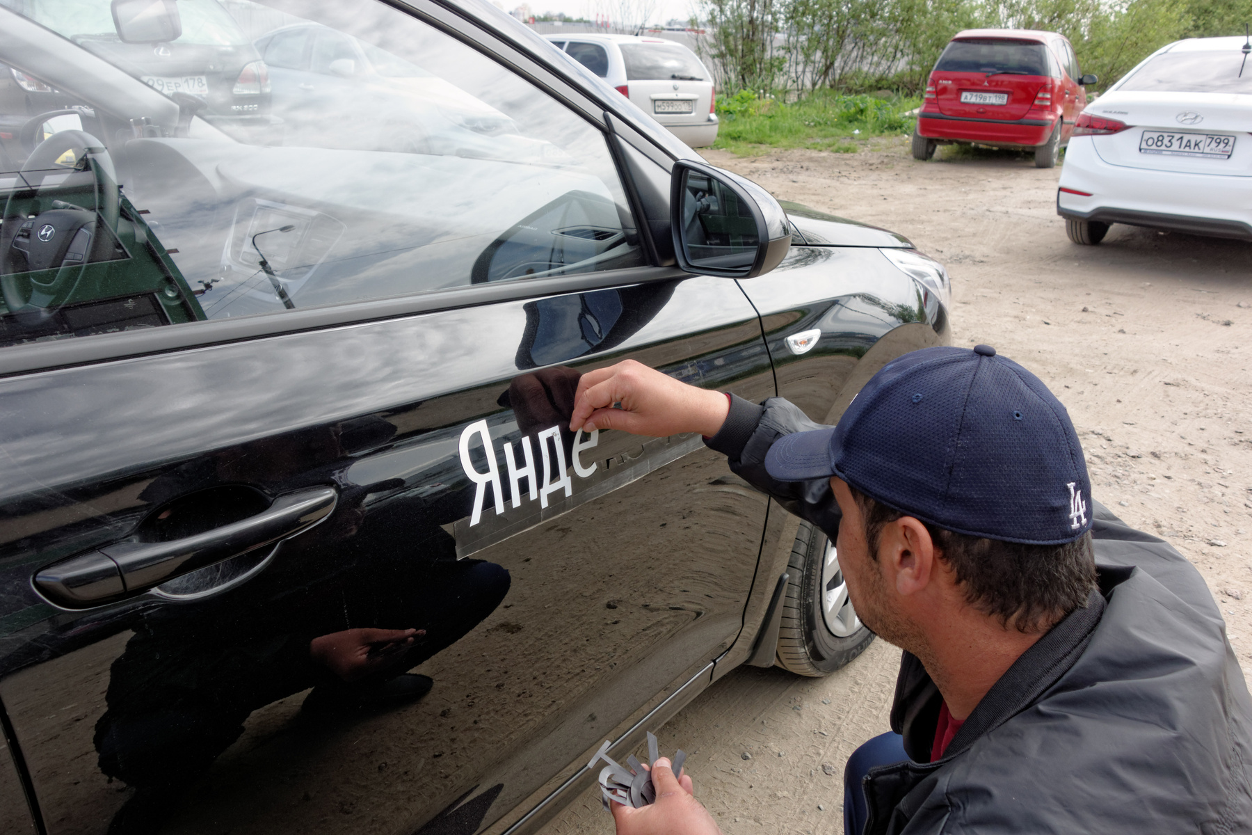 + е СПБ Парнас автомобиль Яндекс такси