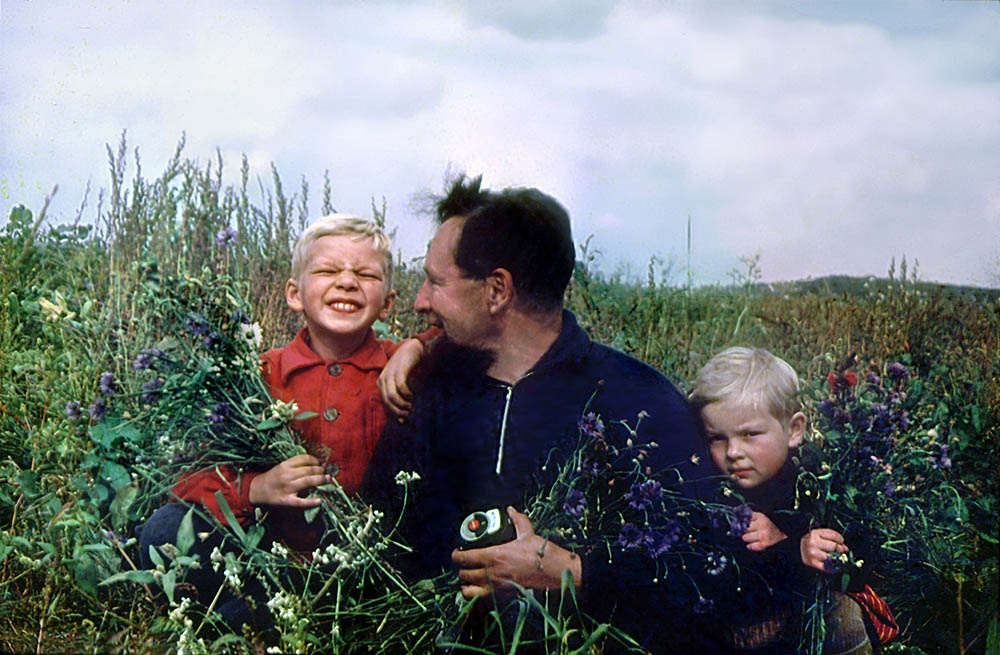 «Как давно всё это было... Давным-давно» счастье