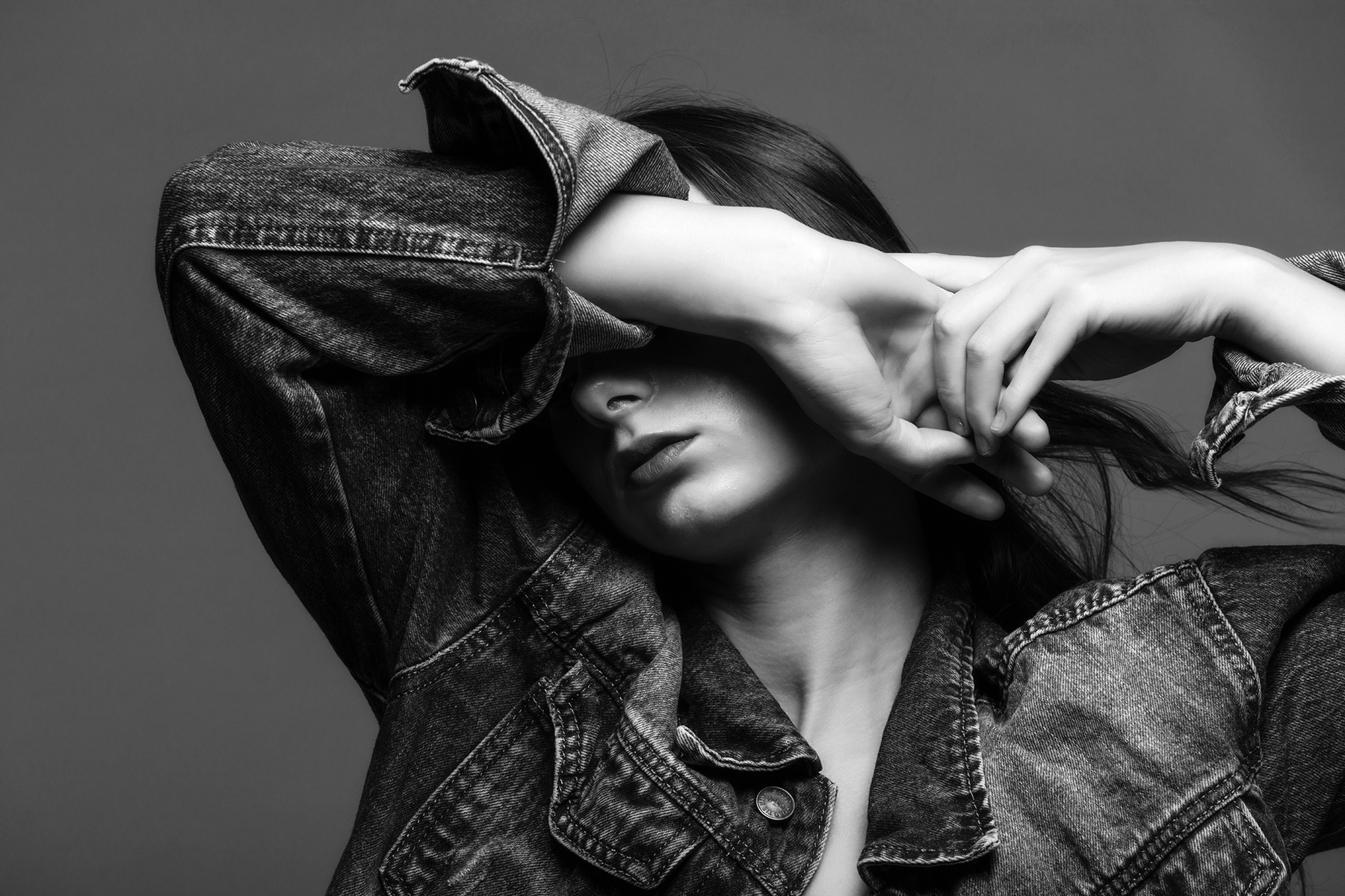 *** Photographer Alexander Tolchinskiy
