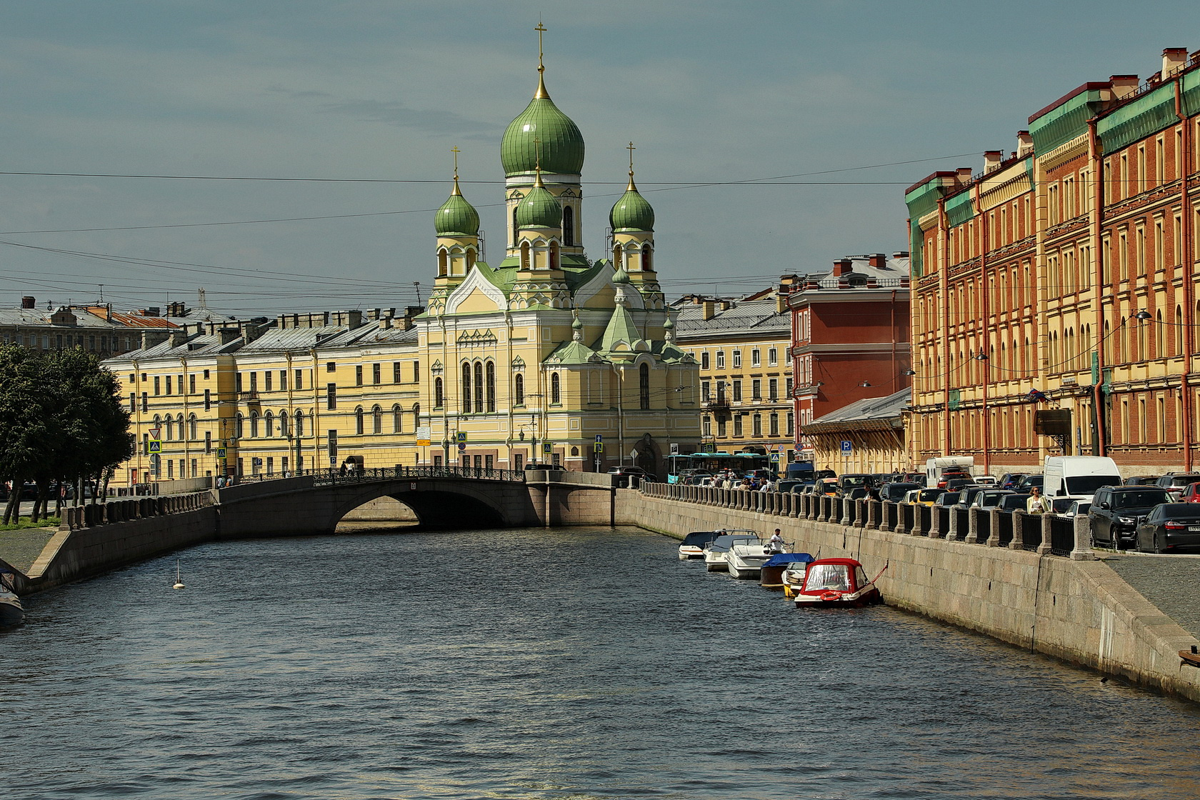 Санкт-Петербург  (54) 