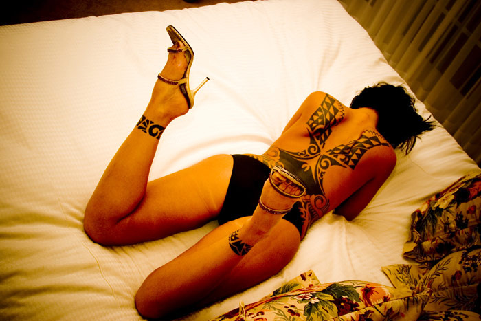 Alone tatoo, bed, panties, legs, heels