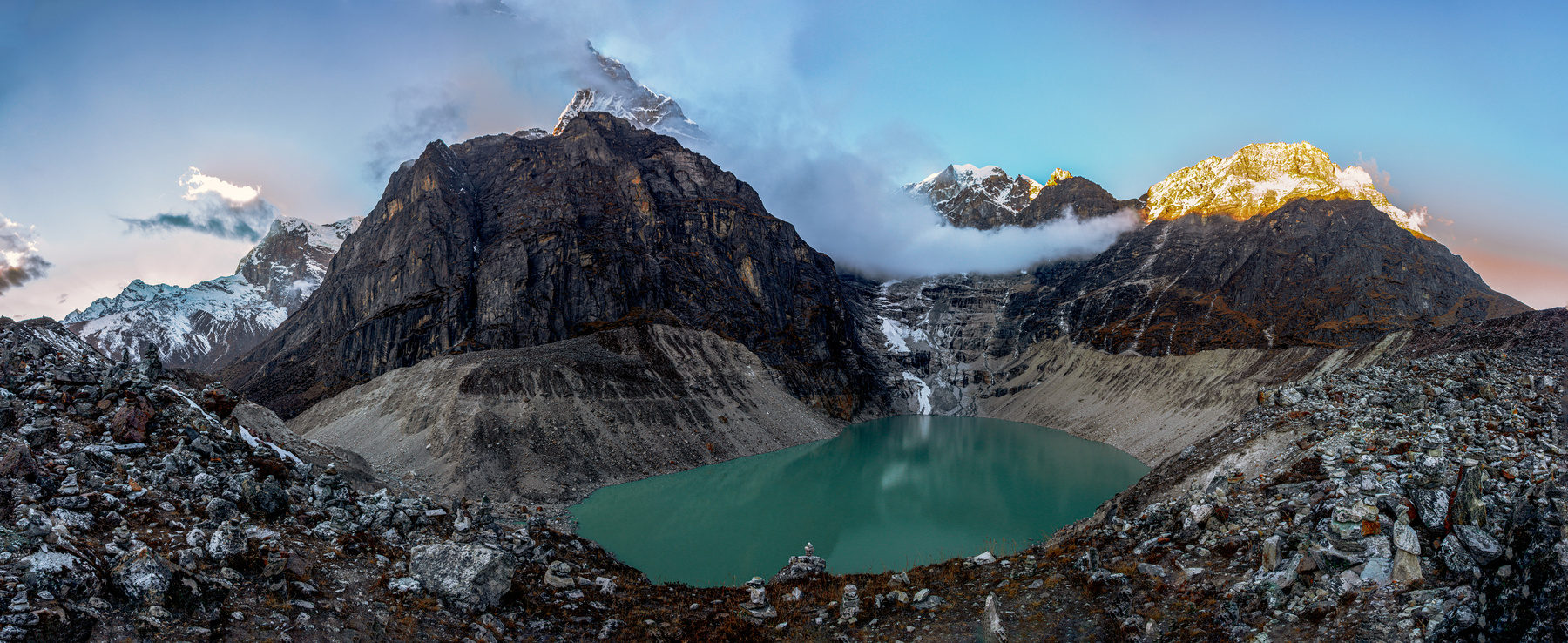 Озеро Sabal Tsho (4465m). Гималаи. Непал. 