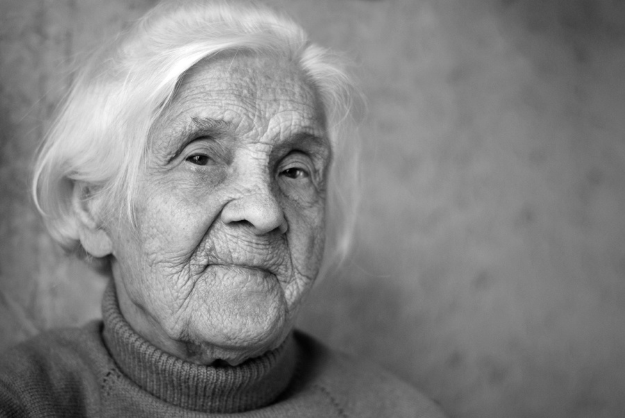 93 года прабабушка старость
