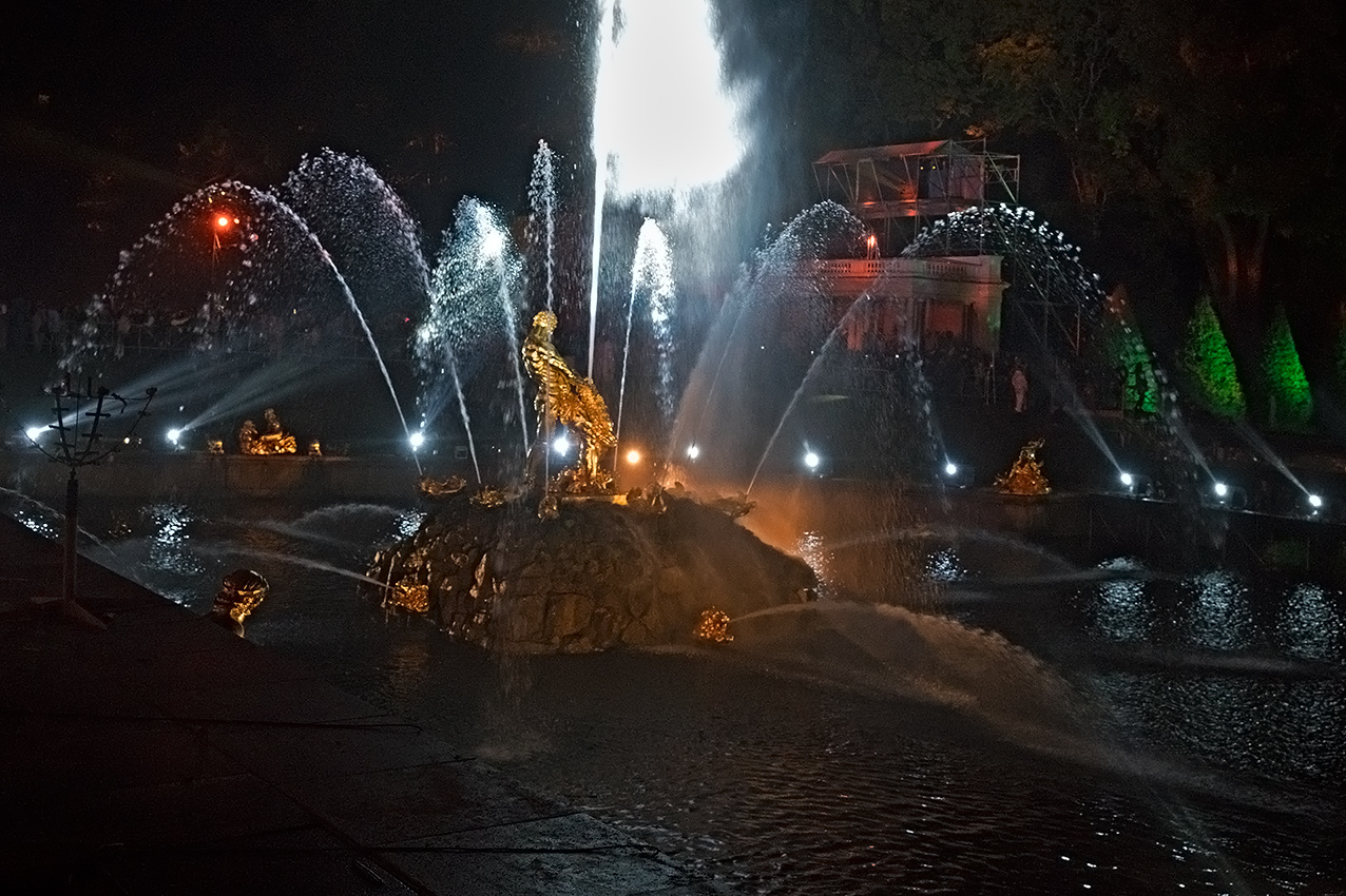 Петергоф. Фестиваль фонтанов 