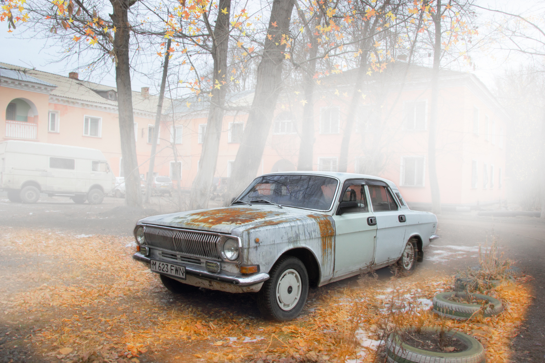 *** волга авто прошлое двор осень