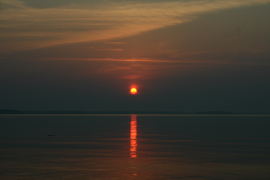 Закат Закат, дымка
