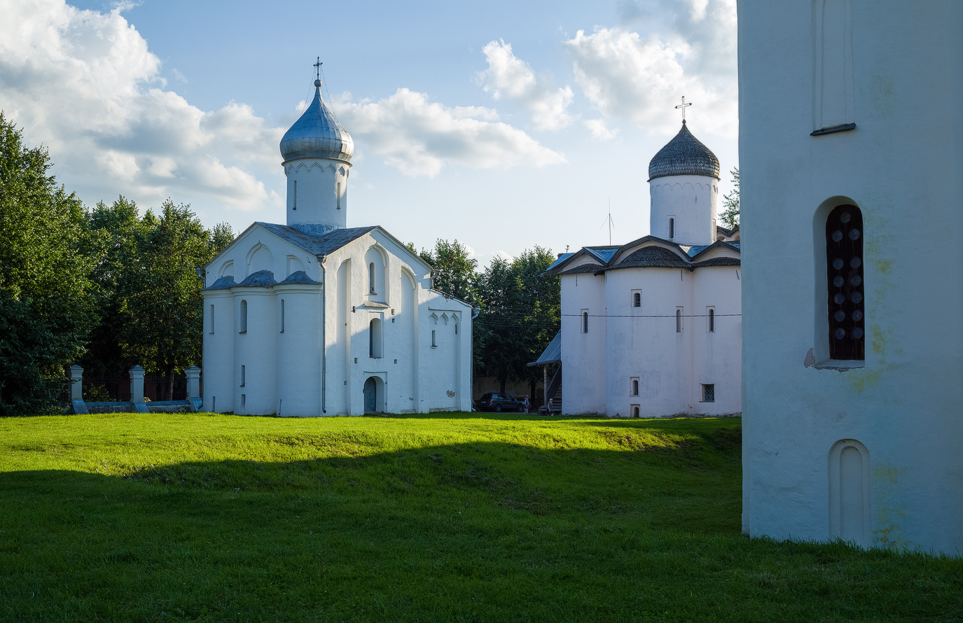 Вечером на Ярославовом Дворище Новгород