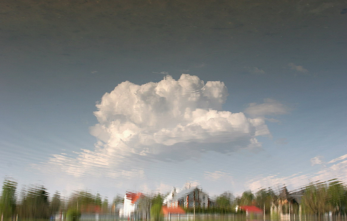 Unreal Вода Облака Отражение