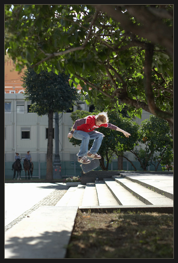 На красный свет Skate, скейтборд