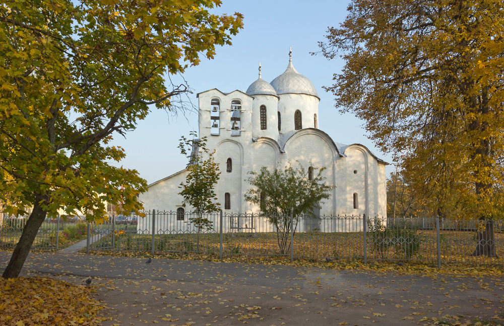 Ивановский собор псков храм церковь осень