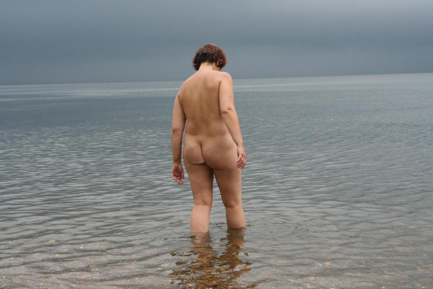 Гроза близко женщина море