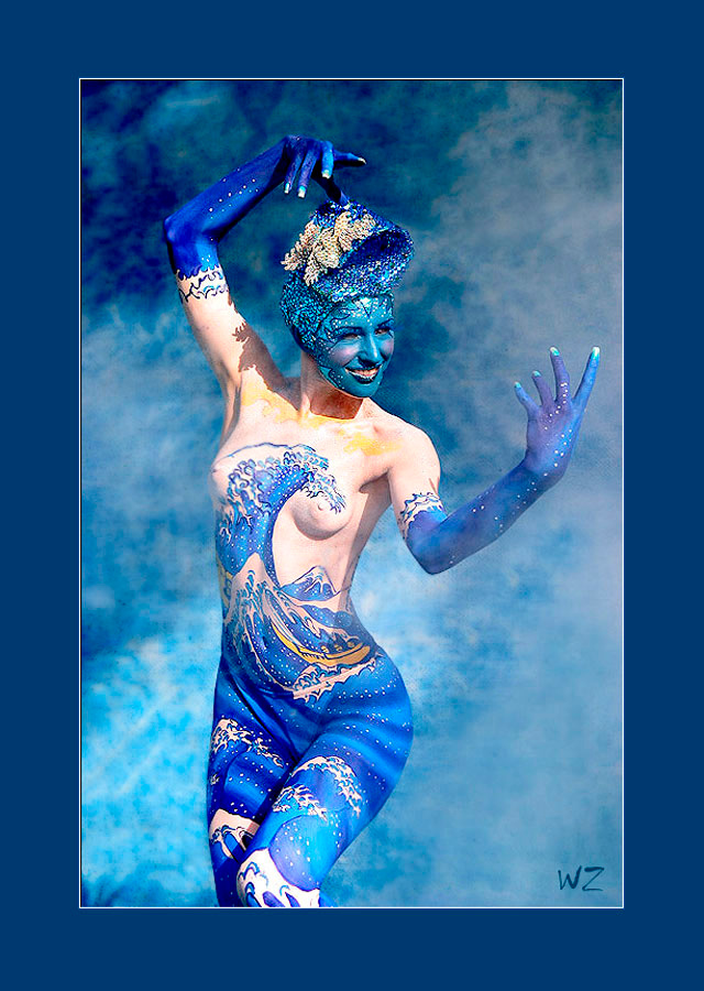 **** Bodypainting