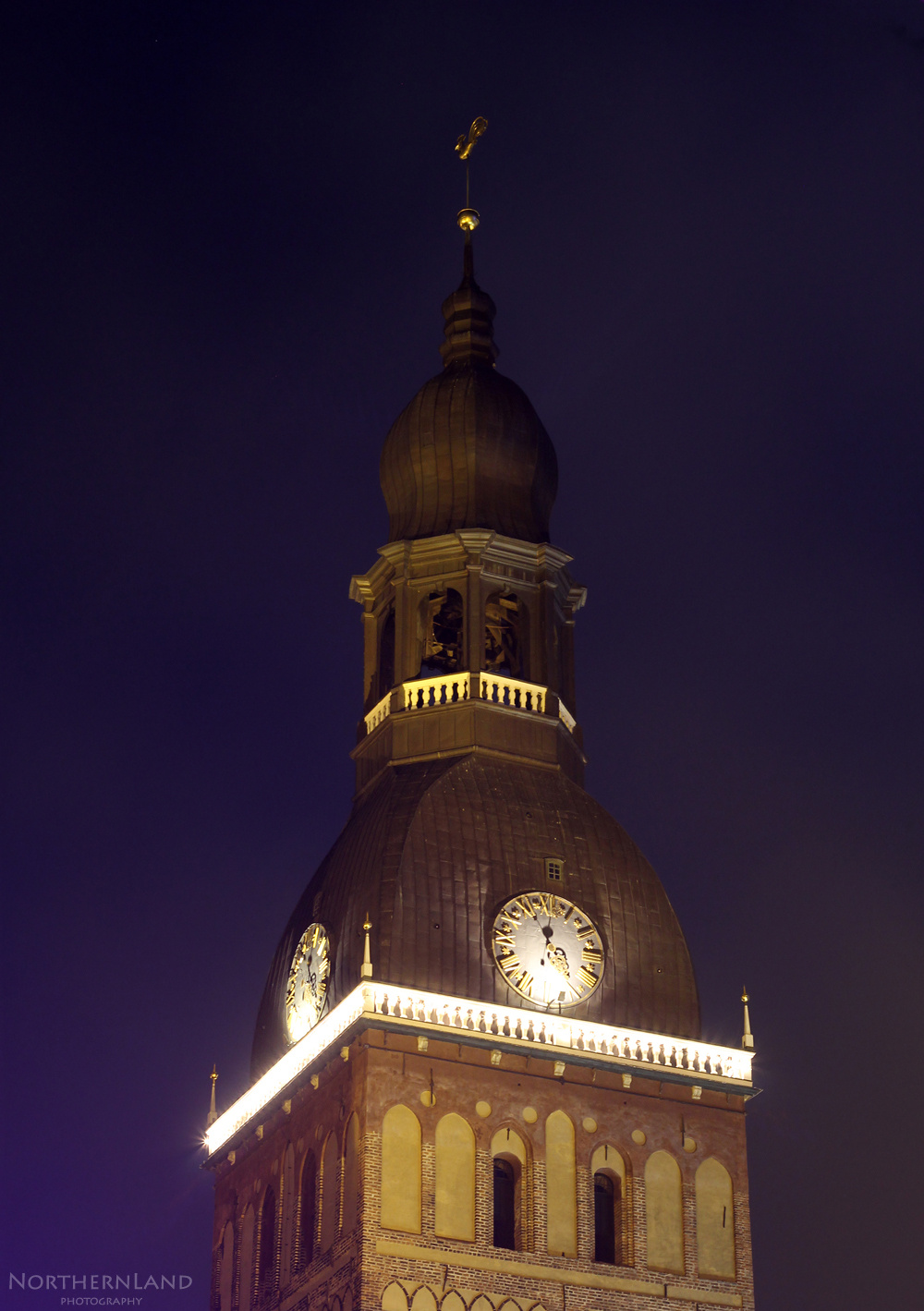 The Riga Dome рига домский собор башня ночь огни часы