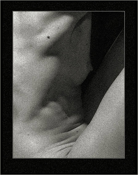 NUDE2 девушка