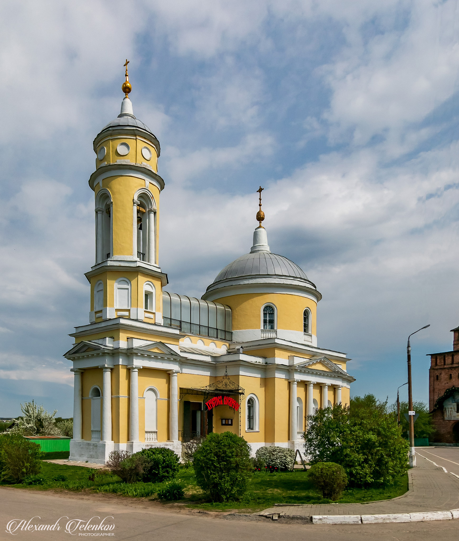 Церковь Воздвижения Честного Креста Господня в Коломне. путешествия архитектура храмы церкви монастыри