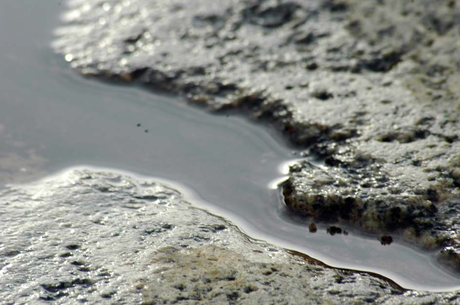 Водяная молния вода камень