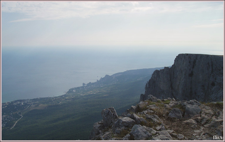 Свысока Лето Крым ЮБК Черное море горы Ай Петри