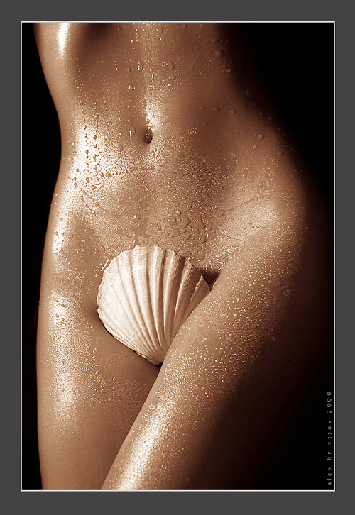 Treasures/1 Fine art nude body treasures