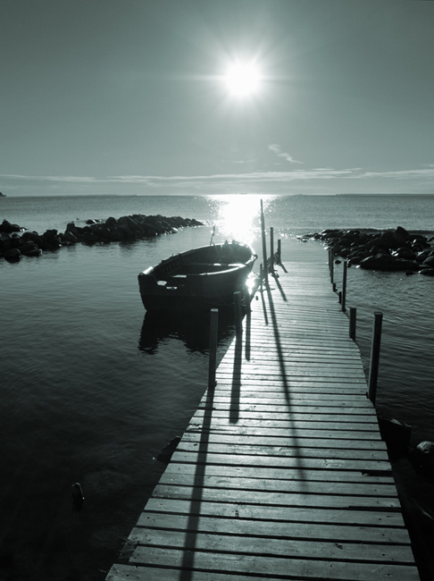 Утомленное солнце лодка, море