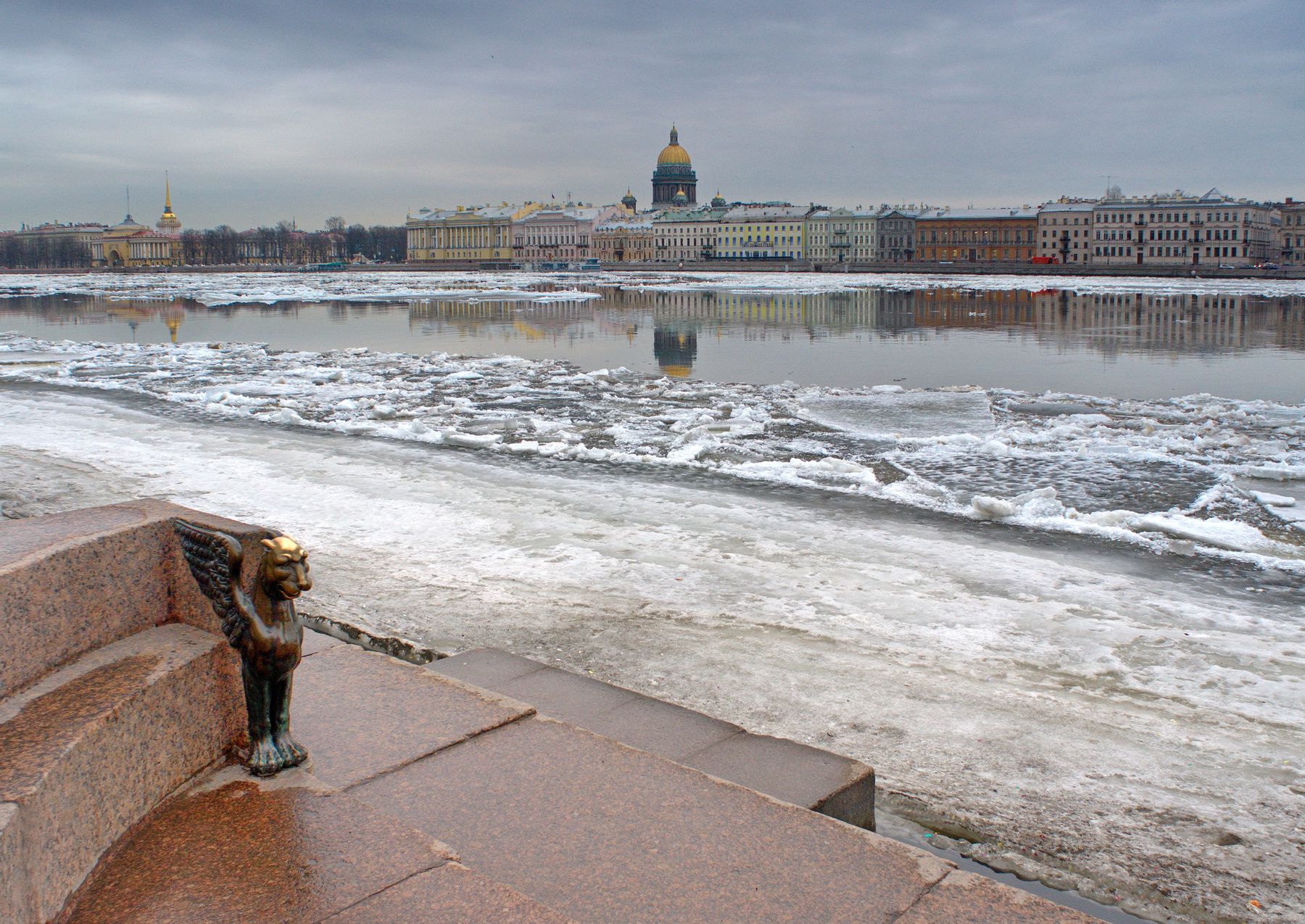 Нева Петербург