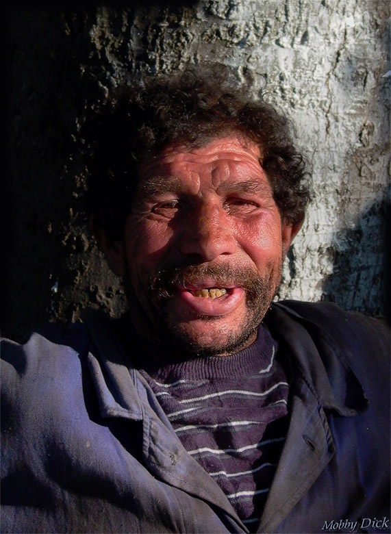 бай A. бай A.